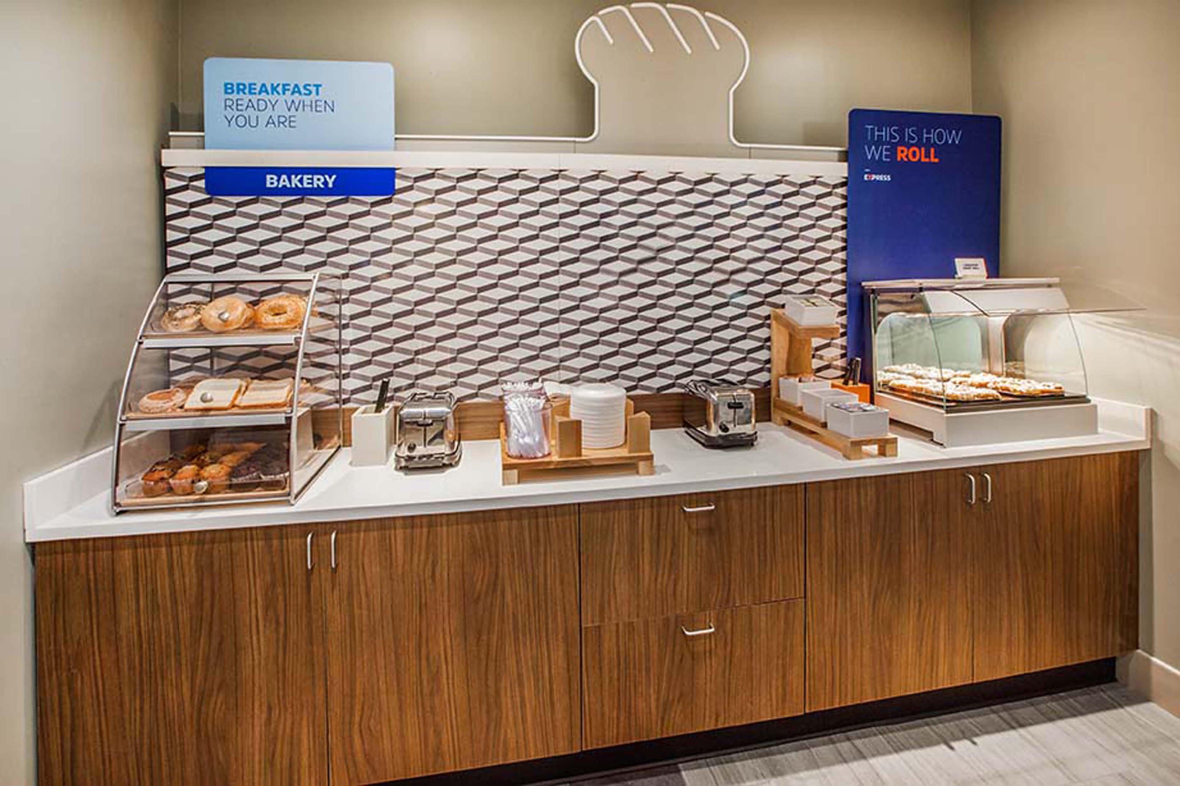 Holiday Inn Express & Suites Toledo South - Perrysburg By Ihg Zewnętrze zdjęcie